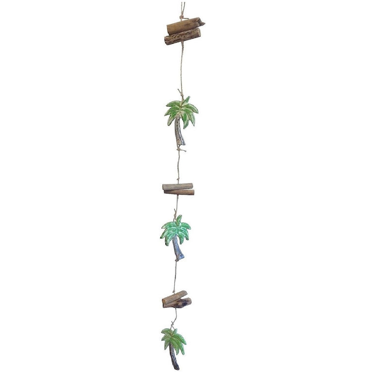 Decorative drop made of driftwood and wooden palm trees, tied together with jute rope.