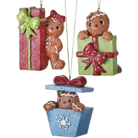 1 gingerbread with red, 1 gingerbread with green, 1 gingerbread with blue gifts