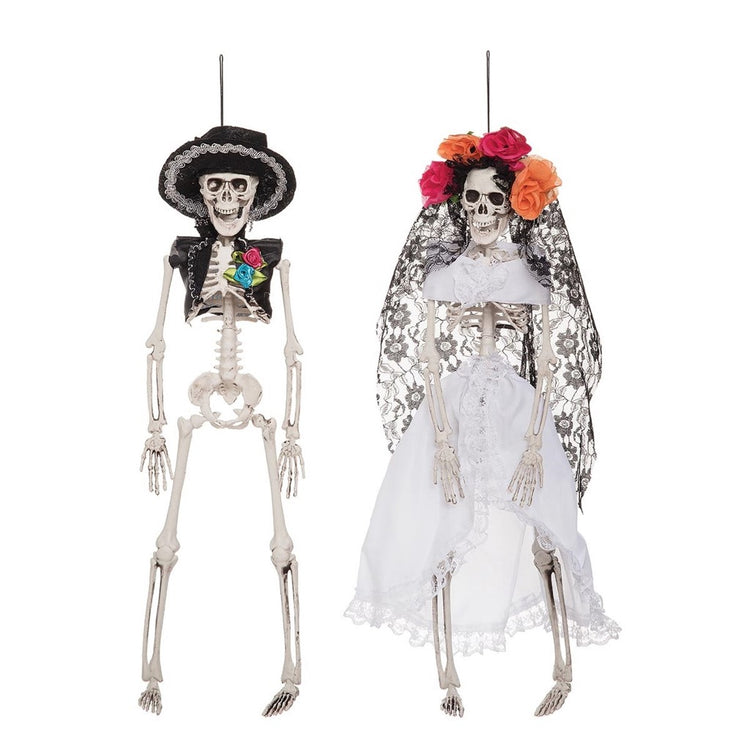 Male & female day of the dead skeletons.